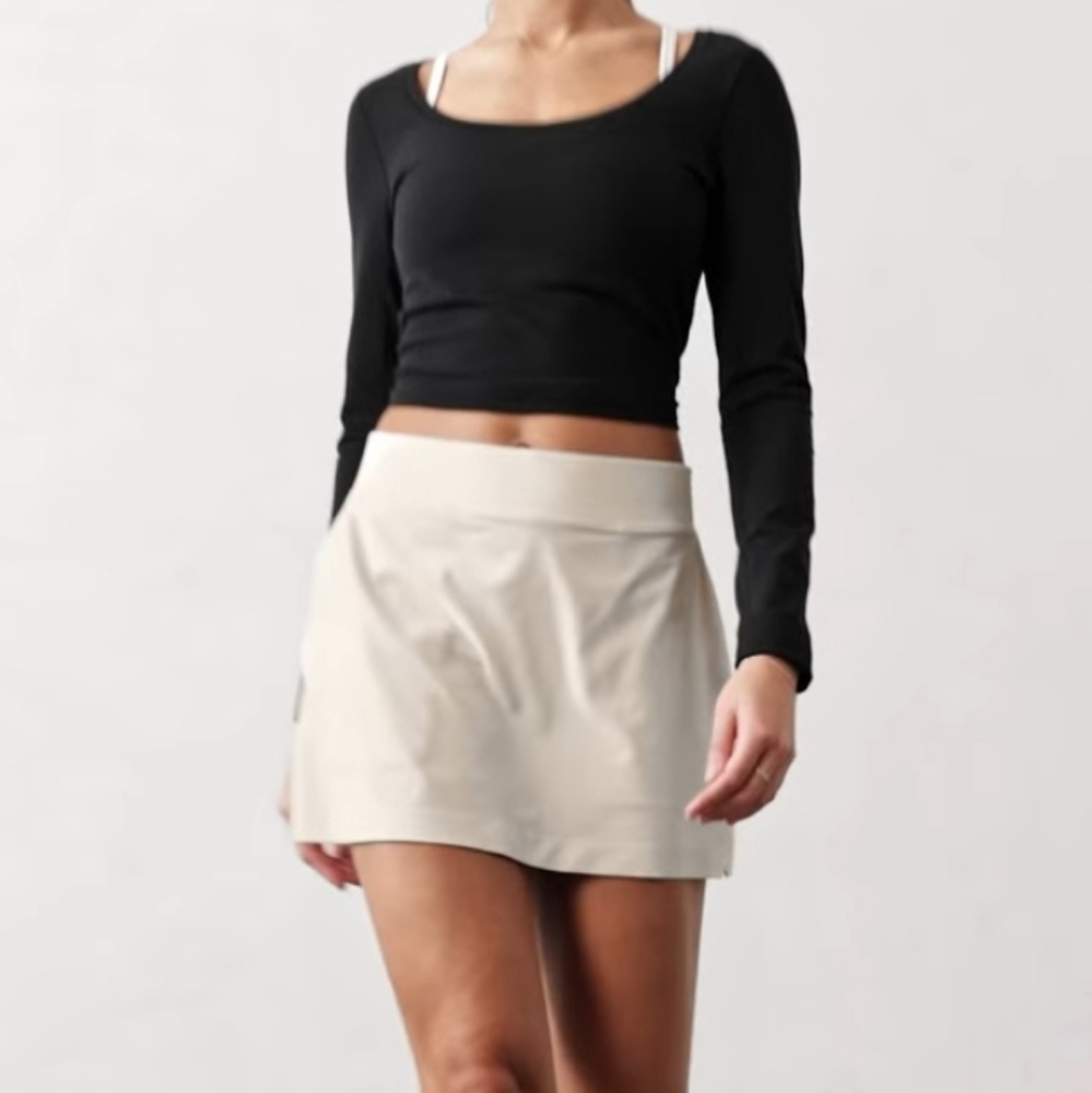 ATHLETA Brooklyn Mid Rise Skort Bone Color Size 6 NWT Stretch Active Tennis Golf